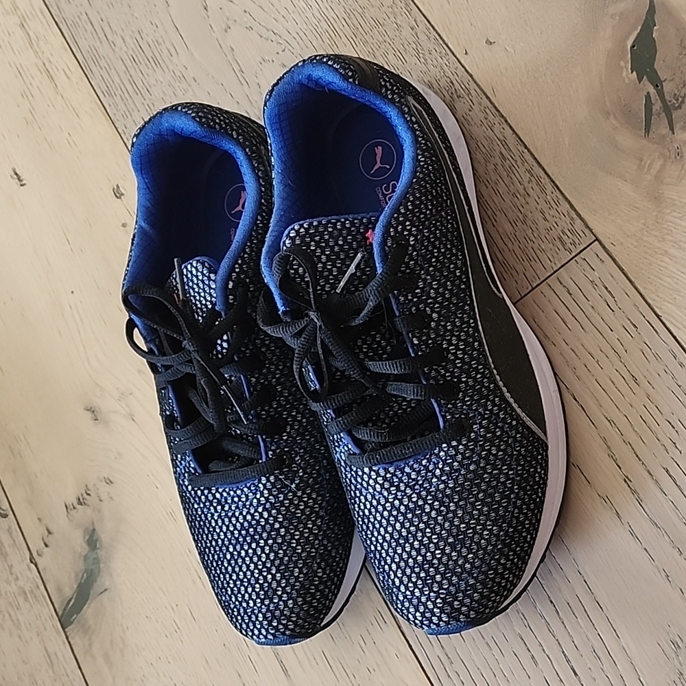 Puma Sneakers 9.5